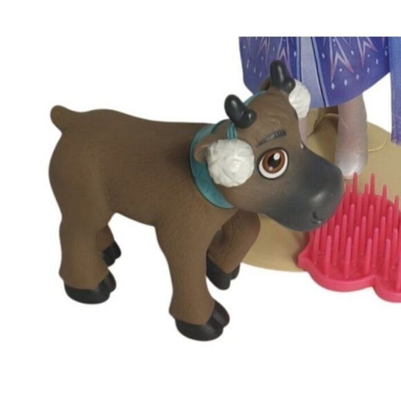 Disney Frozen Elsa Doll With Baby Sven Reindeer Figure Set - Picture 4 of 5